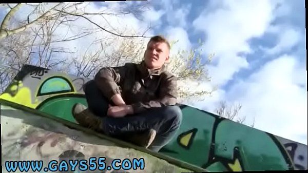 Kerl Emo Jungs Homosexuell Sex zum ersten Mal Zwei heiße Kerle ficken gerne in der Öffentlichkeit!