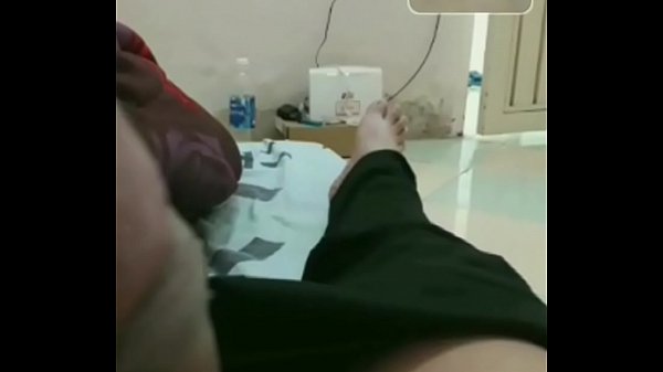 Chat sex với gái Trung Quốc có vòi nước lớn