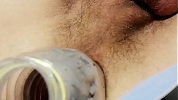 Pince-sein News. Anus battant