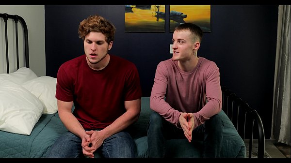 NextDoorRaw Str8 Jock übersteht die Trennung von BB Gay Sex!