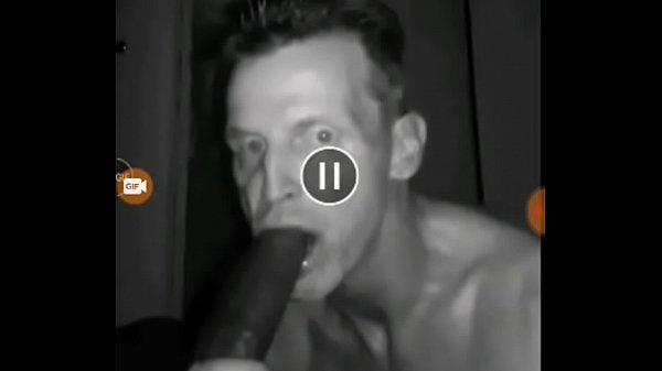 Tôi đang ở SUCKN sexy và nóng bỏng. Uncut BIG DICK.MYSELF IN PUT IT IN MY đang nuốt và bịt miệng những lực đẩy của deepthroat đang hung hăng SUCKN n. Uncut BIG DICK.MYSELF