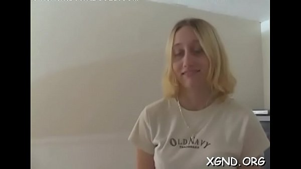 甜心欢迎好色的邻居给她硬核操