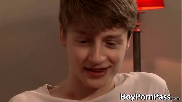 Bigdick bottom'_s tight butt hole slammed by enticing twink