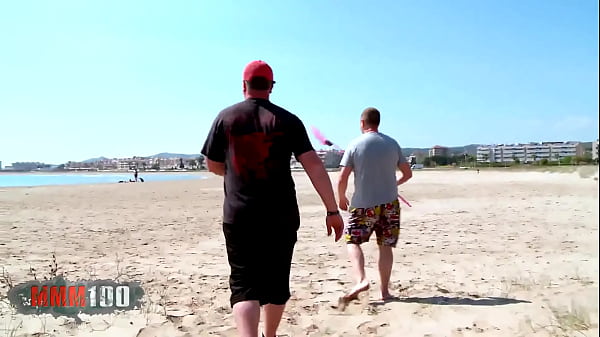 Une bonne sc&egrave_ne de sodo profonde avec la beurette Samia Christal