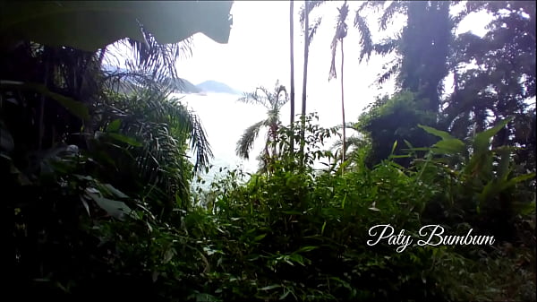 Hai mai visto il film "La Laguna Blu" di Paty Bumbum - Alex Lima. Completa Nessun rosso