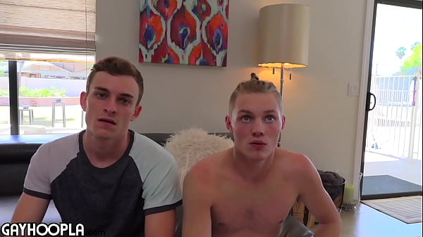 लियोनार्डो की तंग गांड जिमी के मोटे डिक द्वारा पूरी तरह खुली हुई।