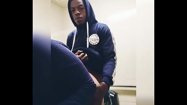 (Part 2)&quot_Euros&quot_ AMPM shenanigans.. (fuckin in the AMPM bathroom trying to not get caught staff rite outside of the door..) part 2 of Chilles parking lot