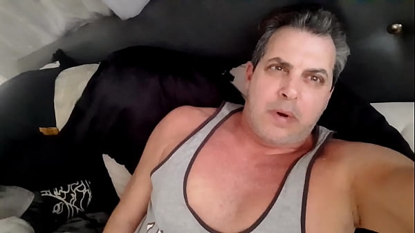 Cory Bernstein auf Dm bei durchgesickertem Masturbations-Solo-POV-Promi-Sextape, heißer Wichs-Session erwischt!