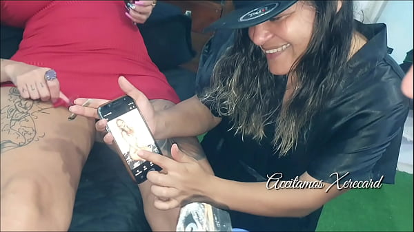 Ahora todas las mujeres quieren pagar su tatuaje en Xerecard. Melissa Devassa Paty Bumbum Alem&atilde_o Tatuadora