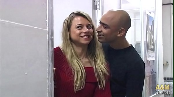 La cartera viciosa fue a entregar una carta y acabo en medio de una org&iacute_a !!