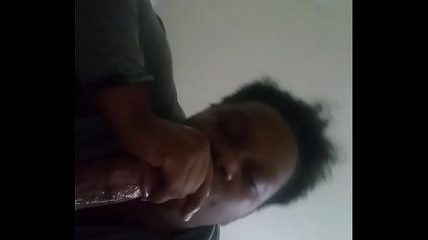 Ôi cô gái có trò chơi đánh đầu hay nhất ở Houston. Cái họng sâu và cô ấy nuốt chửng tất cả. Thiên tài!