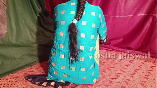 वाइफ के साथ मज़ा की जब मै घर में नहीं थी मेरी की जोर से चोद के दर्द से आवाज की