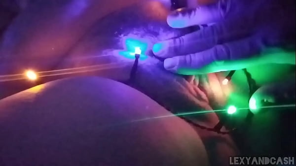 LexyAndCash Chết Tiệt Trong Đèn Giáng Sinh Phần 1