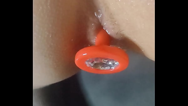 Ich lasse Marco mit dem Analplug und dem Dildo in meiner Muschi an mir spielen... Lass mich die Liebe genießen--- Von MIa &amp_ Marco Fox Coupleitalia!!!