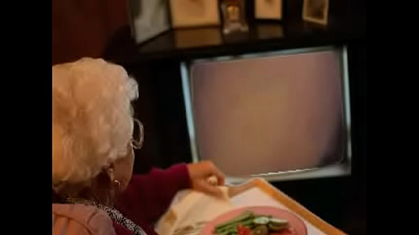 hi my names kelly wright i am a slut so please come and use me like one even if you do not shoot a laod i want your cock