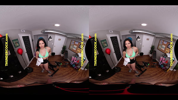 Hot Asian babe Scarlett Alexis cheats on boyfriend for a thick Thundercock