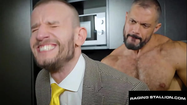 Plumber&rsquo_s Pipe - Jacob Lord risolve il blues mattutino di Ridick con una cruda scopata in cucina