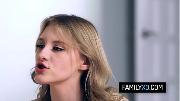 Hermanastros adolescentes se montan un trío con su madrastra - Melody Marks, Jenna Starr