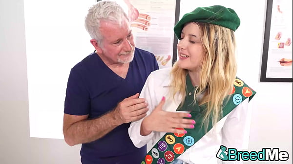 Sexy Teen Girl performs in pornstar