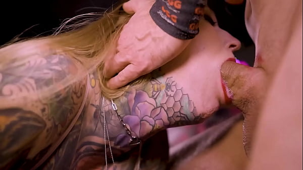 预告片 - GGG John Thompson - 德国荡妇 VS 哥伦比亚荡妇 - 群交