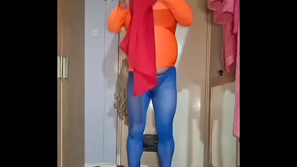 Me encanta ser hombre pero también me encanta vestirme como mujer. Mira la transformación en este video, ya que todo se hace frente a ti.