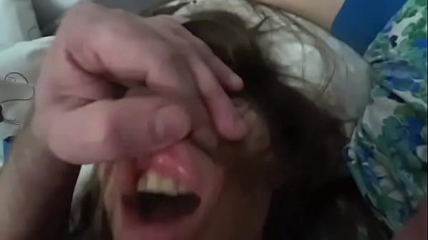 La moglie tradisce il marito. Vero