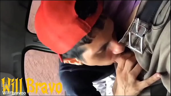 Chủ nghĩa phô dâm - mamaei tài xế nóng bỏng trên con phố phía sau nghĩa trang