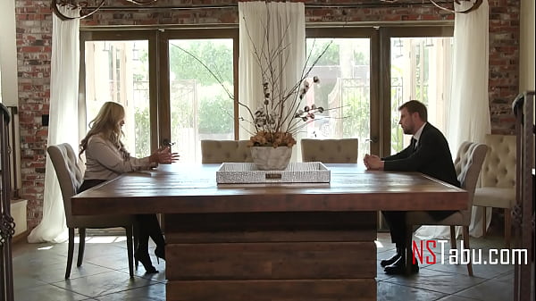 CUM IN HER PUSY &amp_ YOU&rsquo_RE HIRED