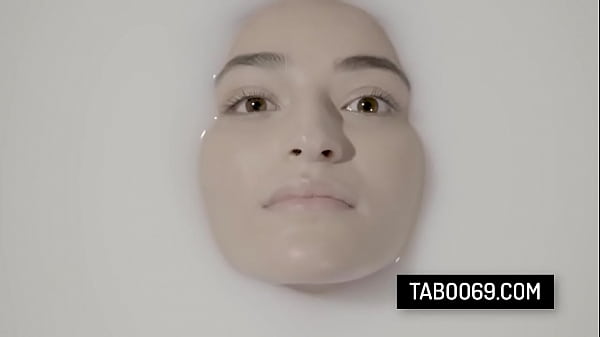 Sexroboter fickt seine Kunden im Hotel – Emily Willis, Penny Pax