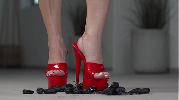 Sexy Young Girl enjoys herself