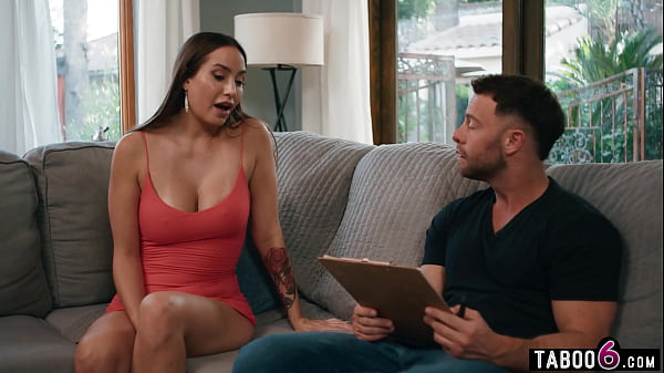 人口普查员抓到热拉丁摩洛伊斯兰解放阵线 Desiree Dulce 自慰