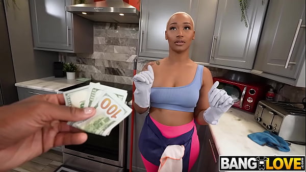 Il più grosso viene il più veloce Jovan Jordan, il grosso culo Daphne