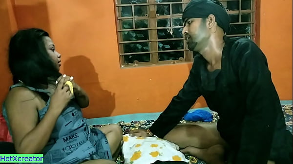 Unschuldiges Mädchen von Punjabi-LKW-Fahrer gefickt! Einmaliger Sex für Schokolade