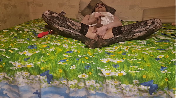 वाइब्रेटर के साथ बहिन हस्तमैथुन और कमिंग हॉट जर्किंग