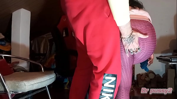 DR PUSSY2 - Ebony from gin&aacute_sio, married, wanted to cuckold her husband with her personal trainer in the attic of his house and let herself be fucked well in the pussy on the swivel_chair