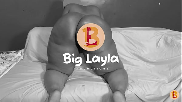 मकान मालिक ने मुझे हस्तमैथुन करते हुए पकड़ लिया और मैंने उसे अंदर आने दिया। क्या मुझे लगता है कि मेरा किराया पूरा चुका दिया गया है? (स्निपेट)