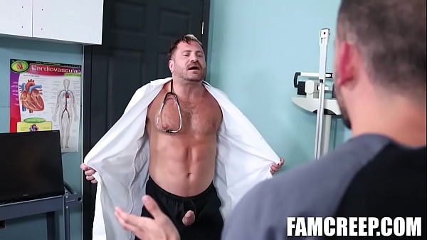 Sesso sul posto di lavoro Cesar Rossi, Riley Mitchell