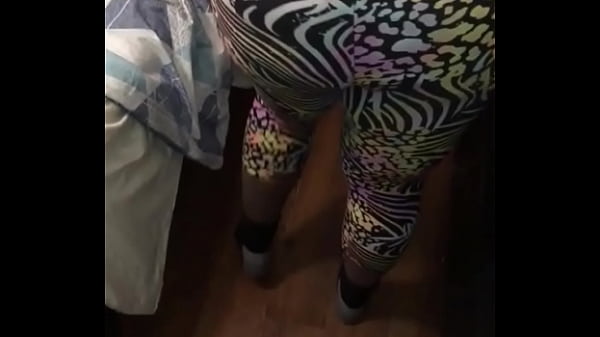 Big Booty Trentenaire GF ne peut pas gérer BF 12 pouces Mandingo Dredd