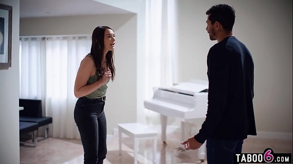 La moglie Katrina Colt tradisce con il fratellastro del grosso cazzo nero di suo marito