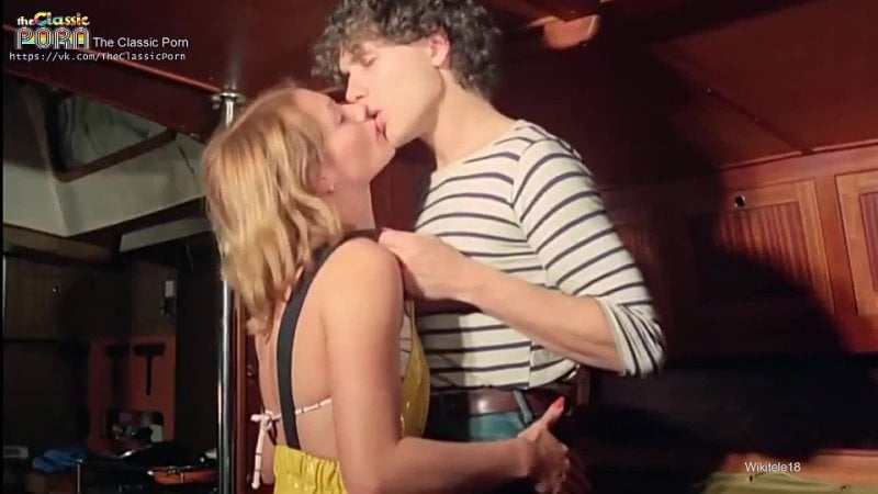 内裤着火 (1981) 凯西·斯图尔特、纳丁·鲁西尔、法国·洛梅、莉斯·平森 [复古、经典、复古、色情、性别、女同性恋