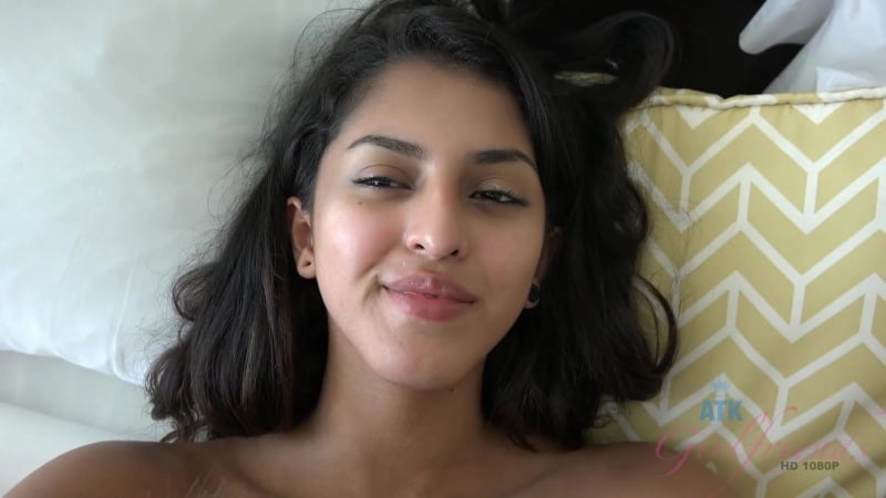 [atkgirlfriends] Sophia Leone vacances virtuelles Sarasota 1 2 [pov, pipe, branlette, footjob, tout sexe, creampie, nouveau porno 2016, hd]