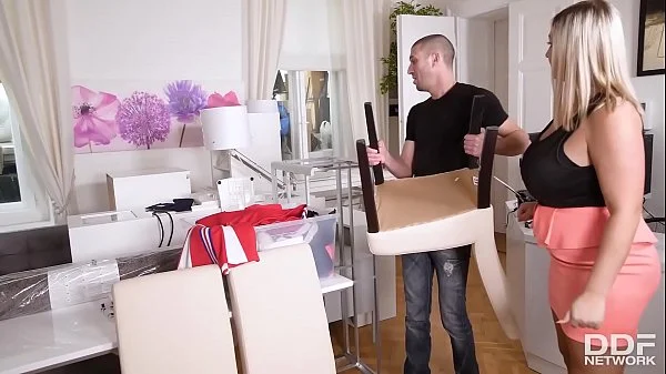 [khiêu dâm] chị kế rissa có thể hỏi, liệu tôi có được lừa hay đãi nếu tôi bú cặc của anh chị em kế của bạn bị bắt không